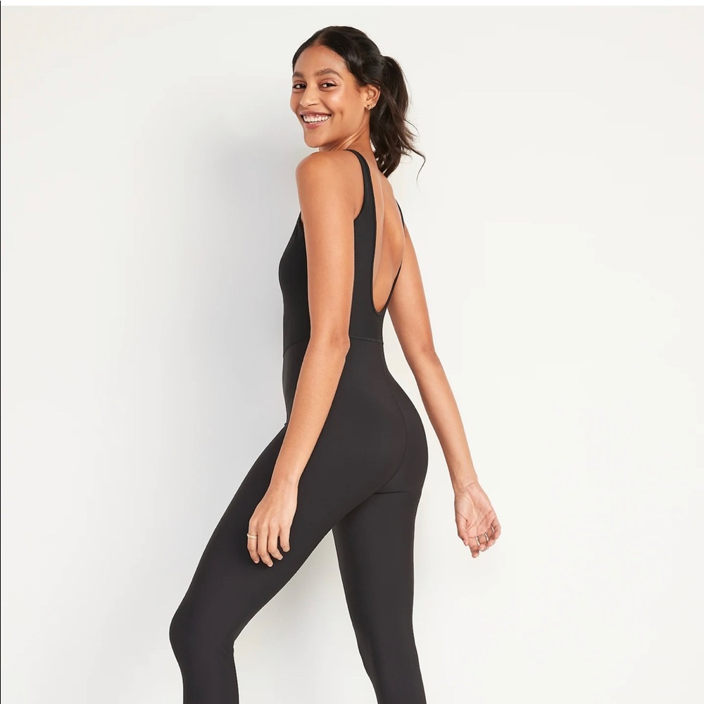 Old Navy PowerSoft Sleeveless Cropped Bodysuit for Women